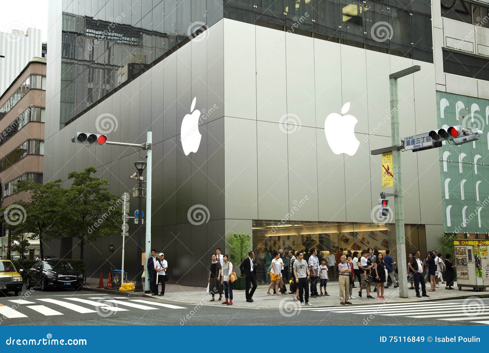 Apple Store, Ginza, Tokyo, This photo was used here: wayoho…