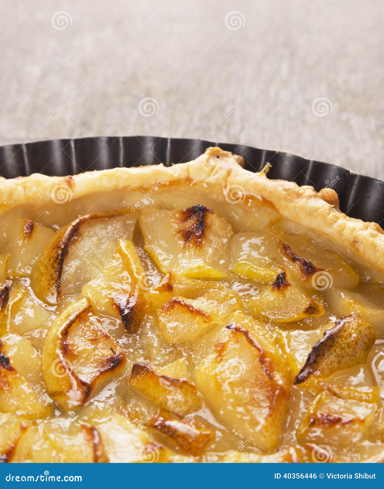 Apple Tart in Baking Dish , Close Up Stock Photo Image of appetizing, plate 40356446