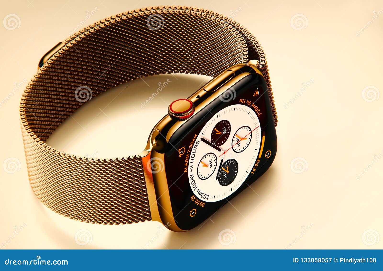 aluminium gold apple watch