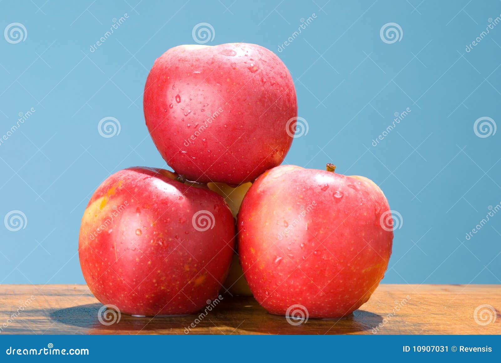Apples with rose color stock image. Image of group, fresh 10907031