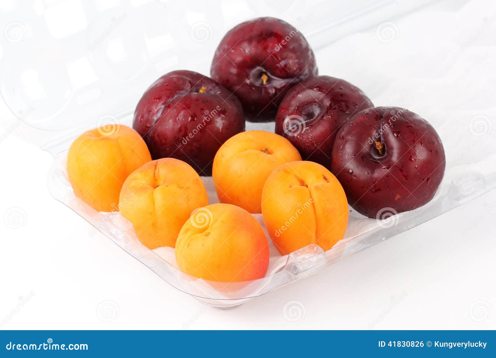 Aprikose Und Pflaume Stockfoto Bild Von Hintergrund 41830826