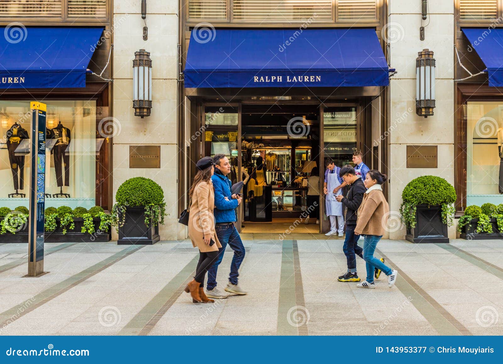 A View of Affluent Bond Street in London Editorial Photography - Image ...