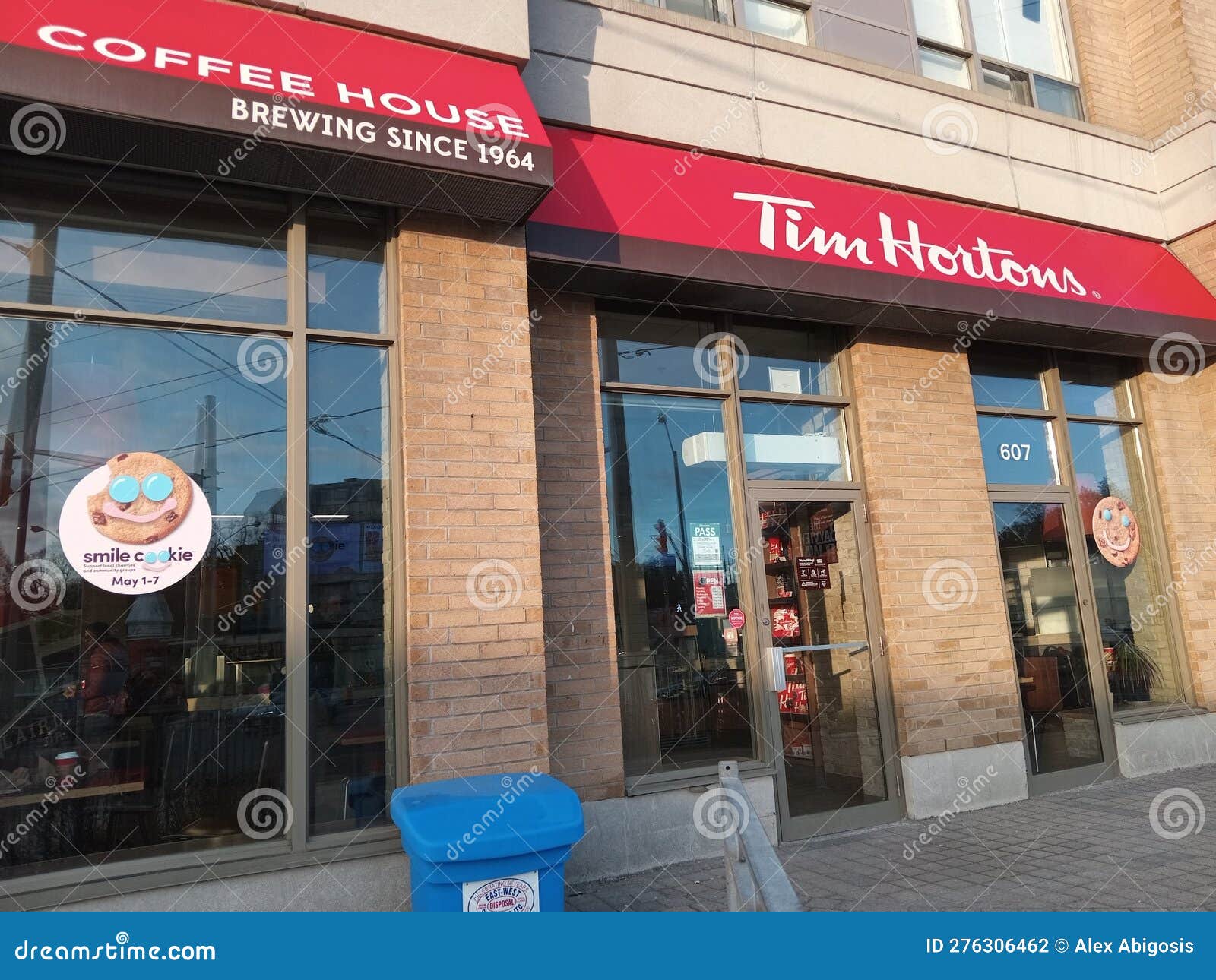 Tim Horton Coffee Shop, City of Montreal, Canada Editorial Stock Photo -  Image of tables, coffee: 52463333