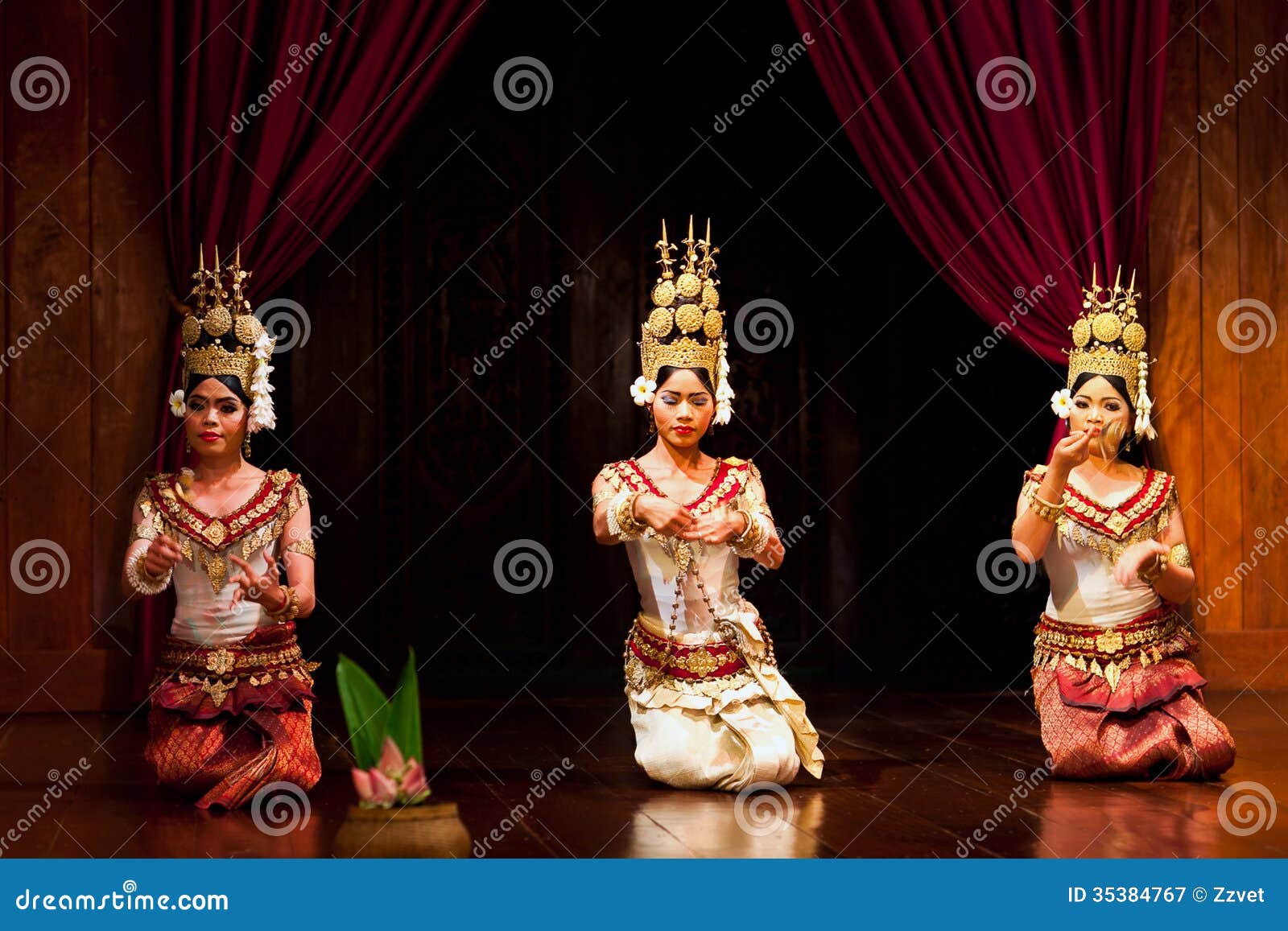 Apsara Dance, Cambodia editorial photography. Image of cambodia 35384767