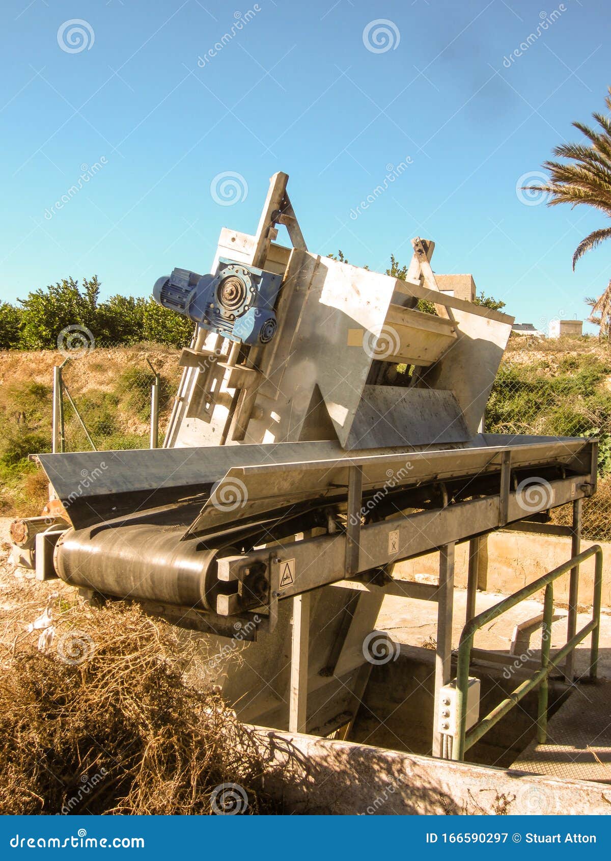Aquaduct cleaning machine stock image. Image of refuse 166590297