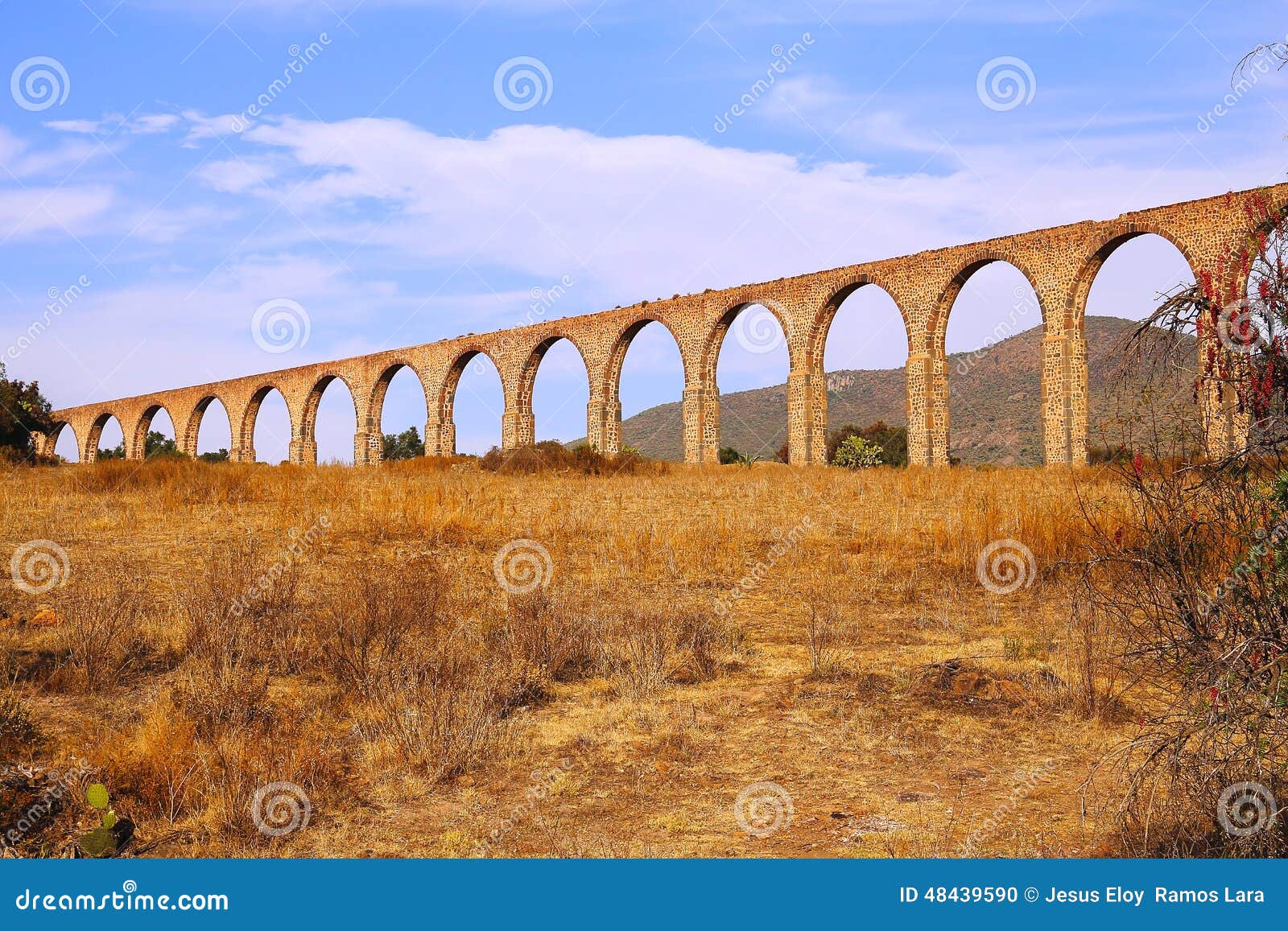 aqueduct of padre tembleque ii near teotihuacan, mexico