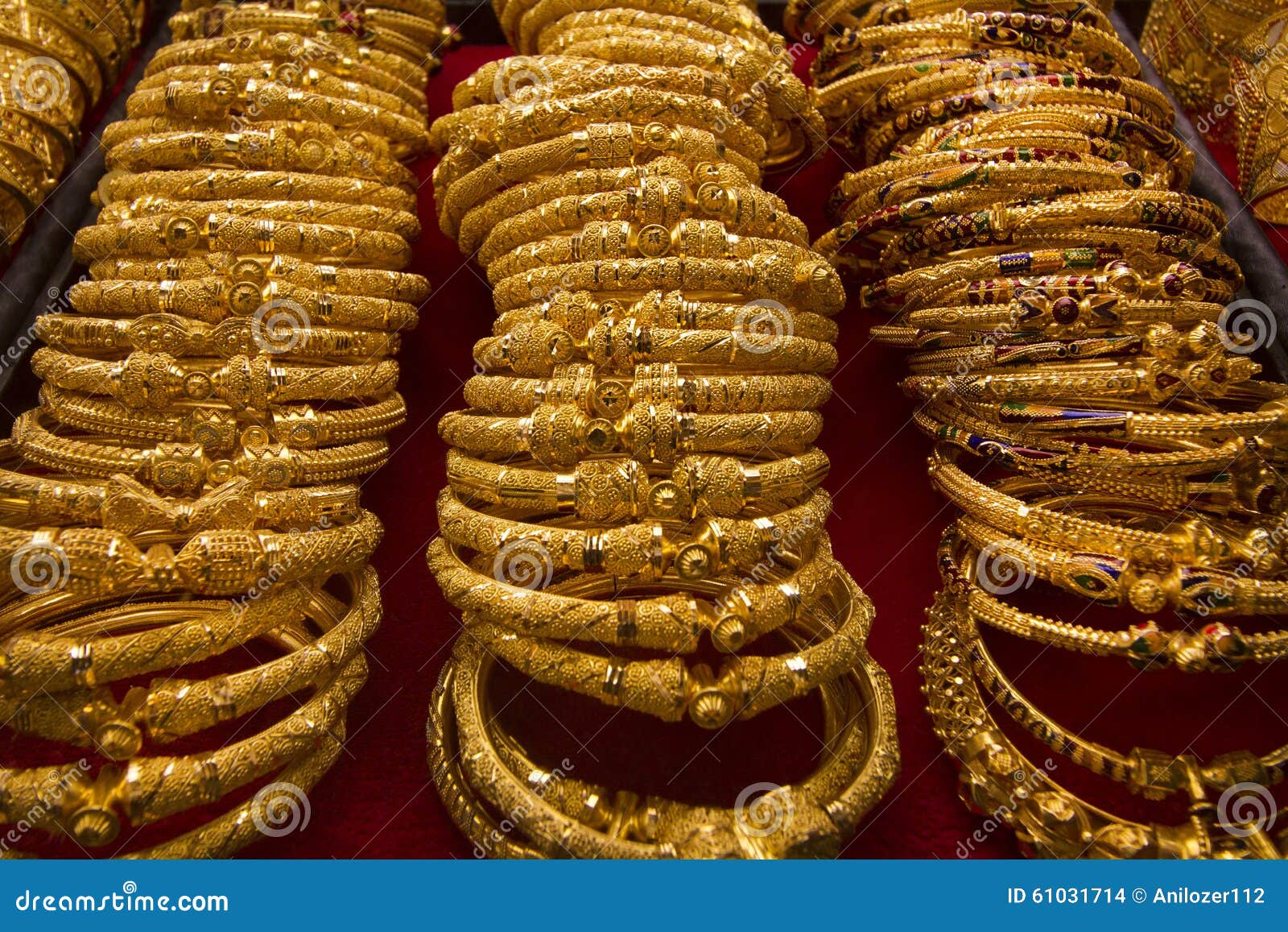 Arab Gold Stock Photo - Image: 610317141300 x 957