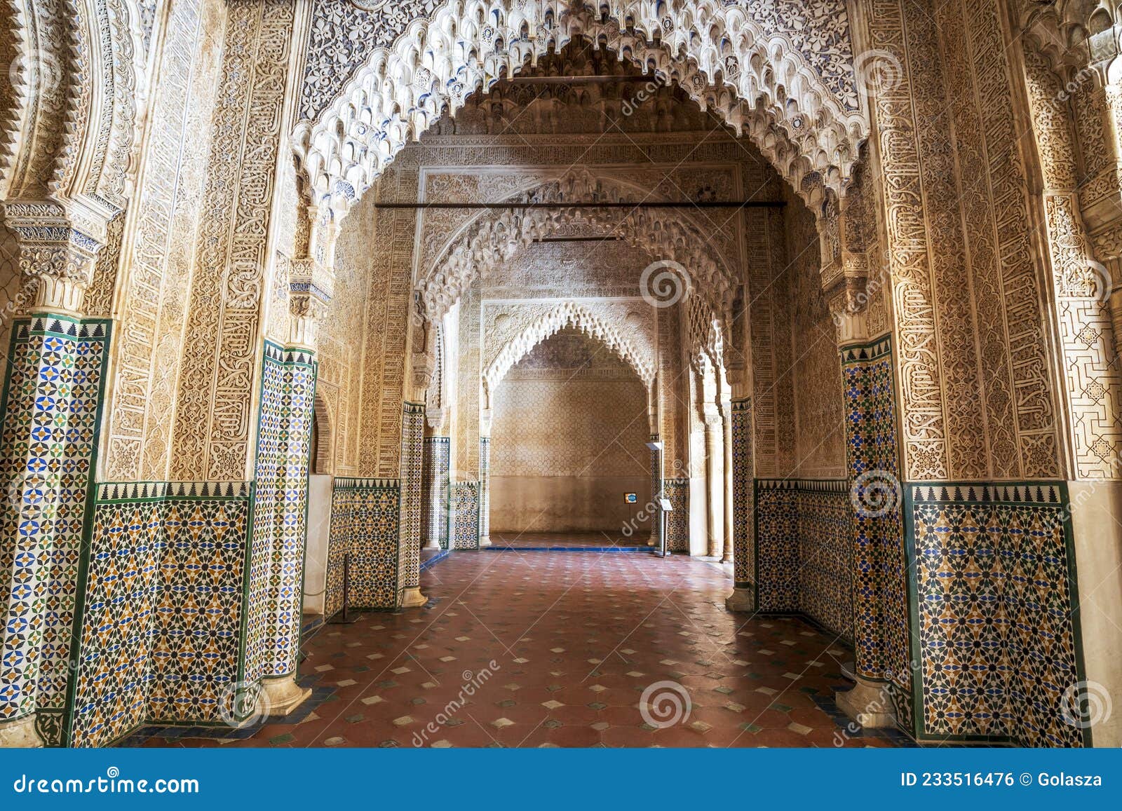 Alhambra palace interior hi-res stock photography and images - Alamy