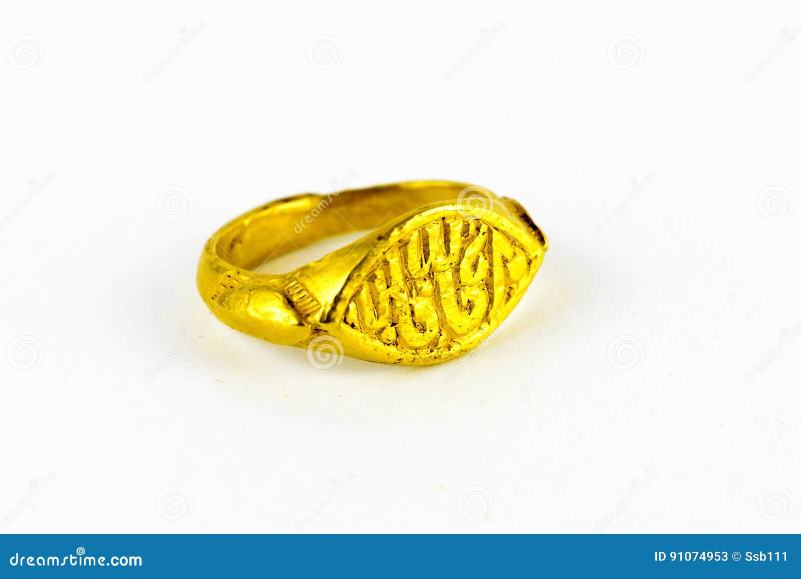 Arabic Calligraphy Gold and Silver Ring – Saudi Gifts
