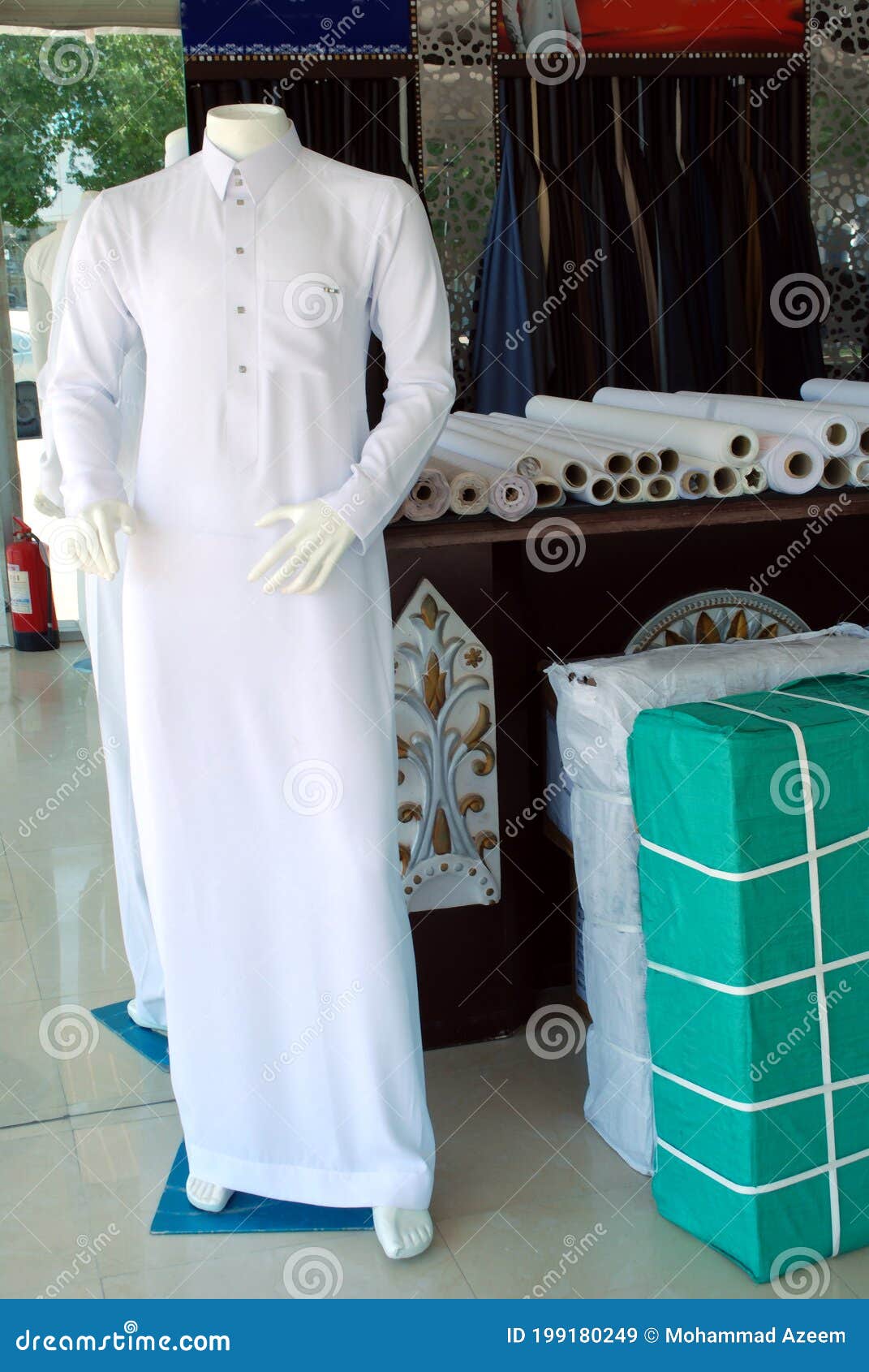 Traditional Arab Men Dress 3d Model