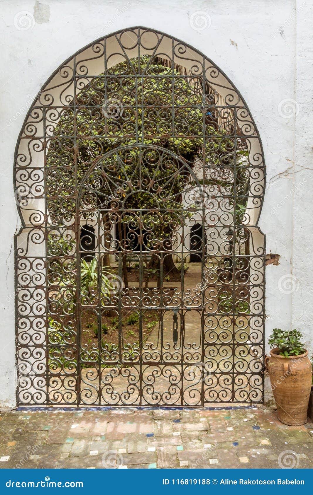 Arabischer Garten stockfoto. Bild von garten, arabischer