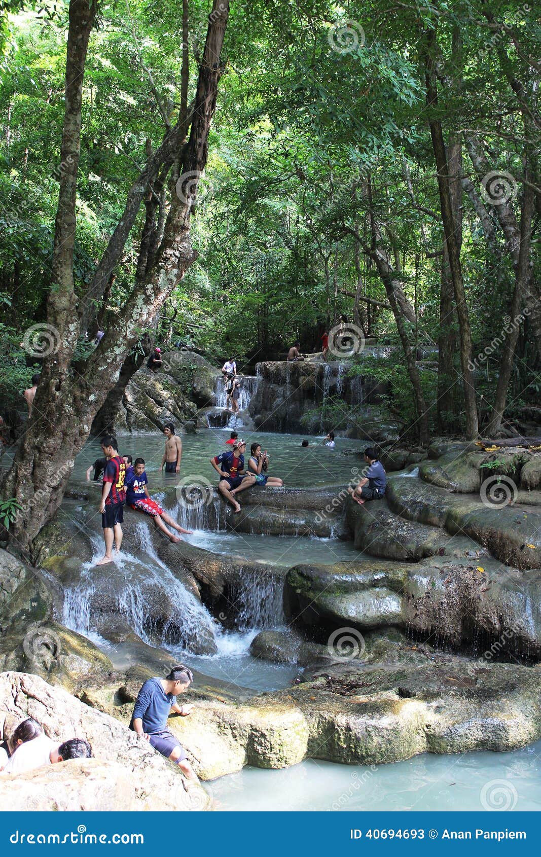 Arawan Waterfalls editorial stock photo. Image of arawan - 40694693