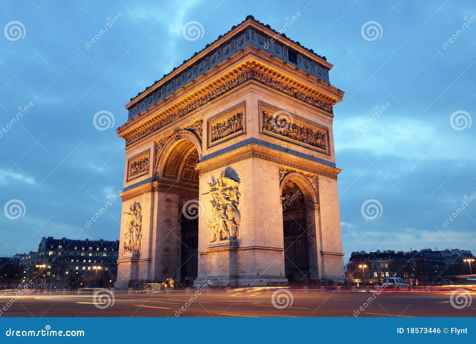 arc de triomphe, paris Coloso