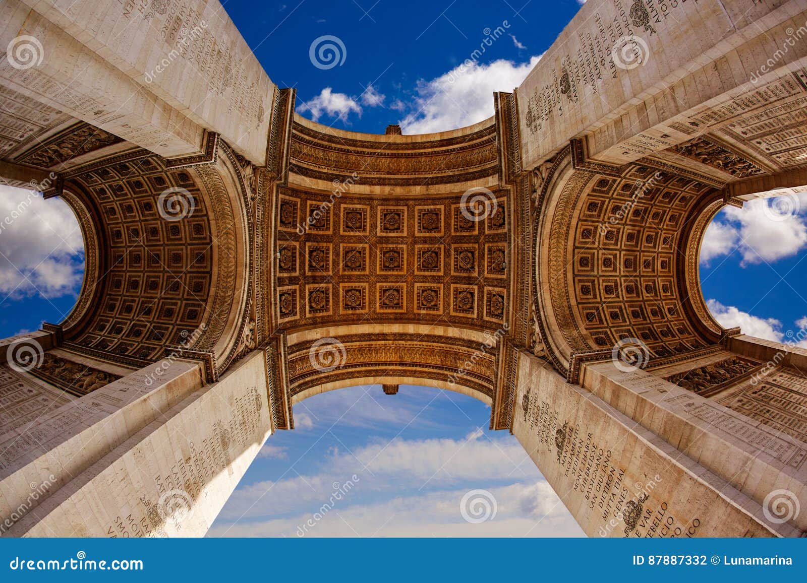 arc de triomphe in paris arch of triumph