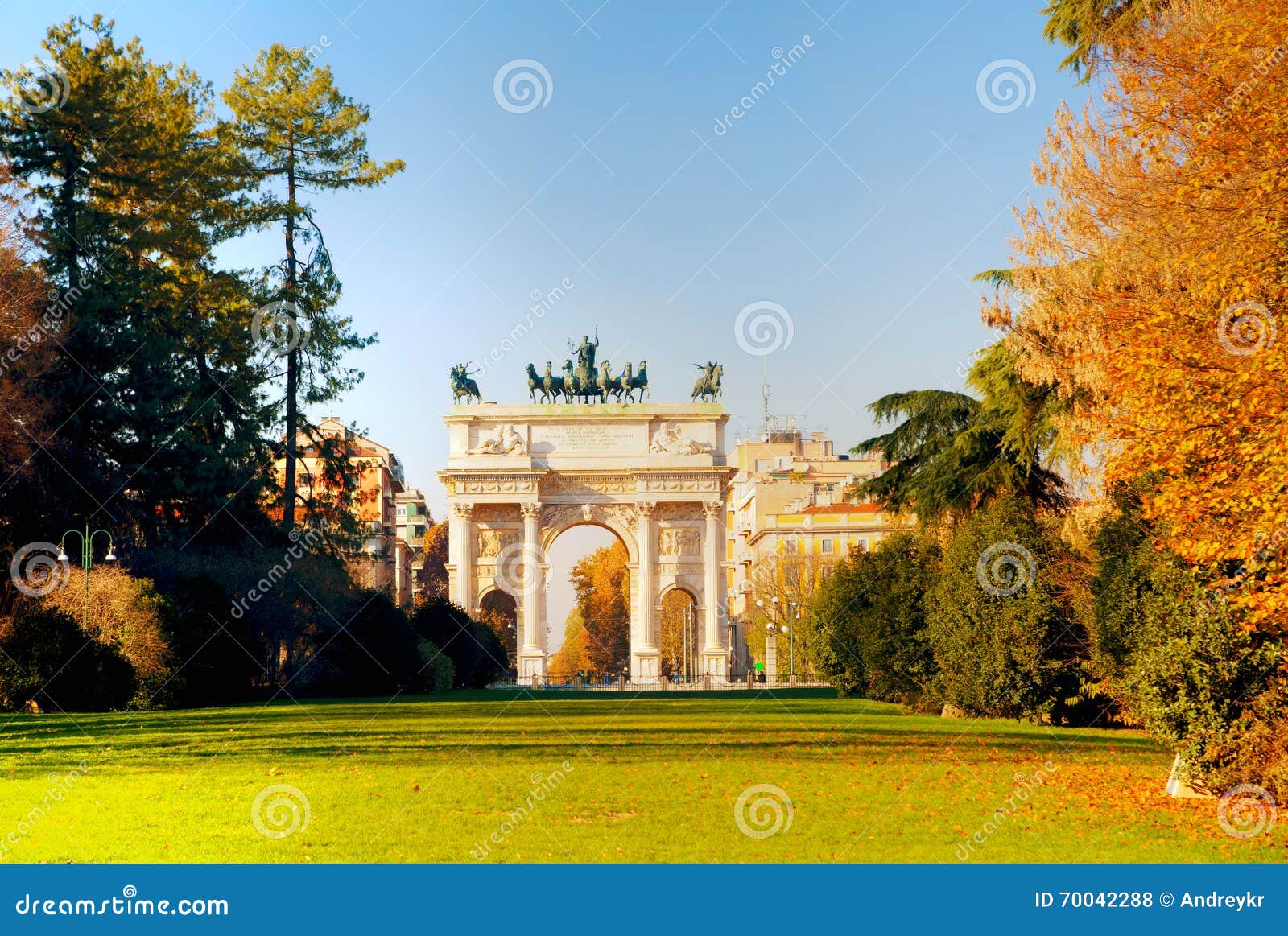 Arch of Peace (Porta Sempione) in Milan Stock Photo - Image of sempione ...