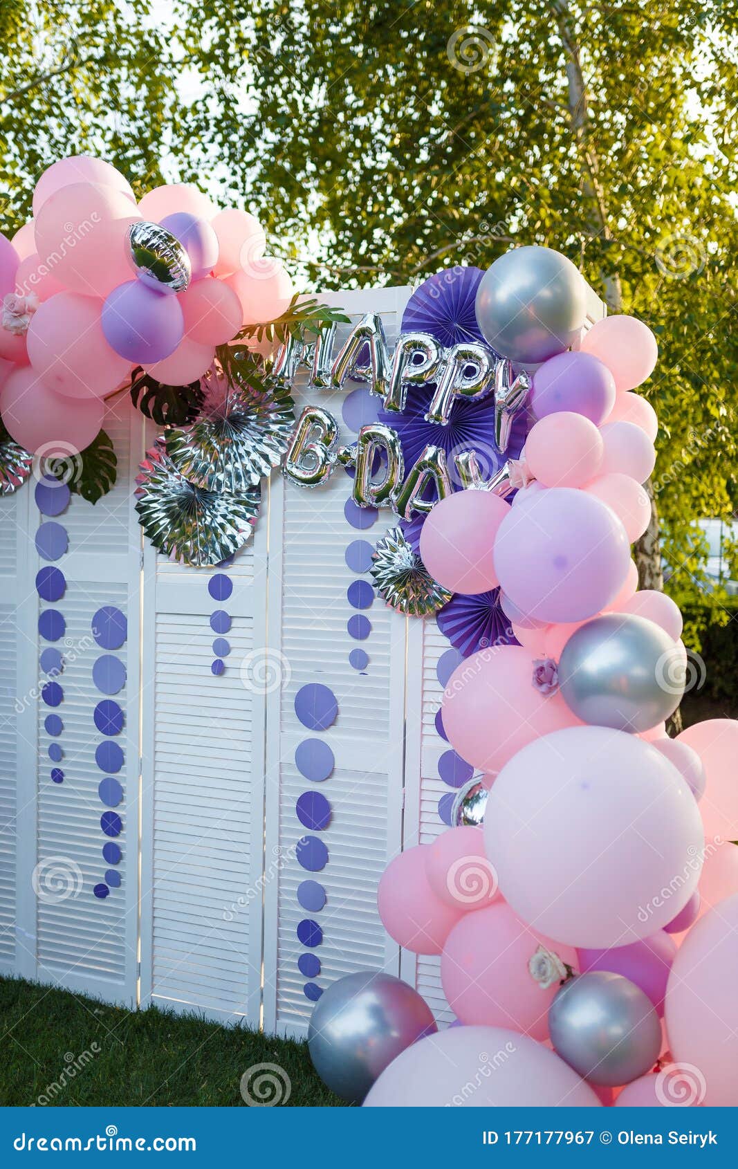 pics Happy Birthday Pink And Purple Balloons dreamstime com