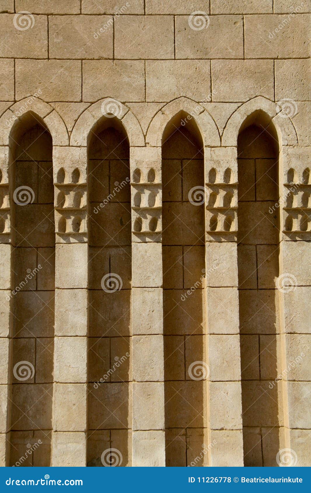 arched arabic architecture
