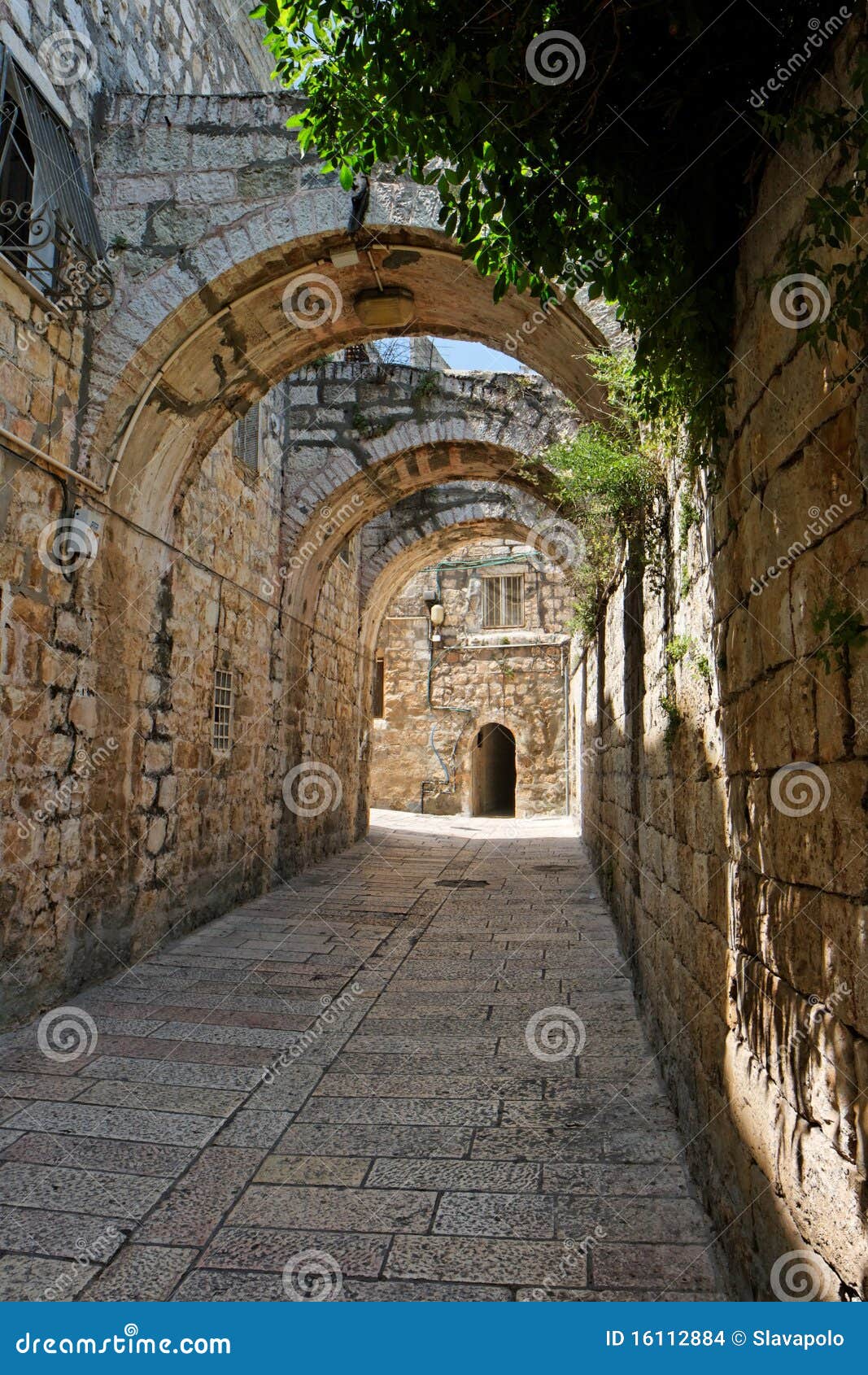 arched passage in the old city of jerusalem