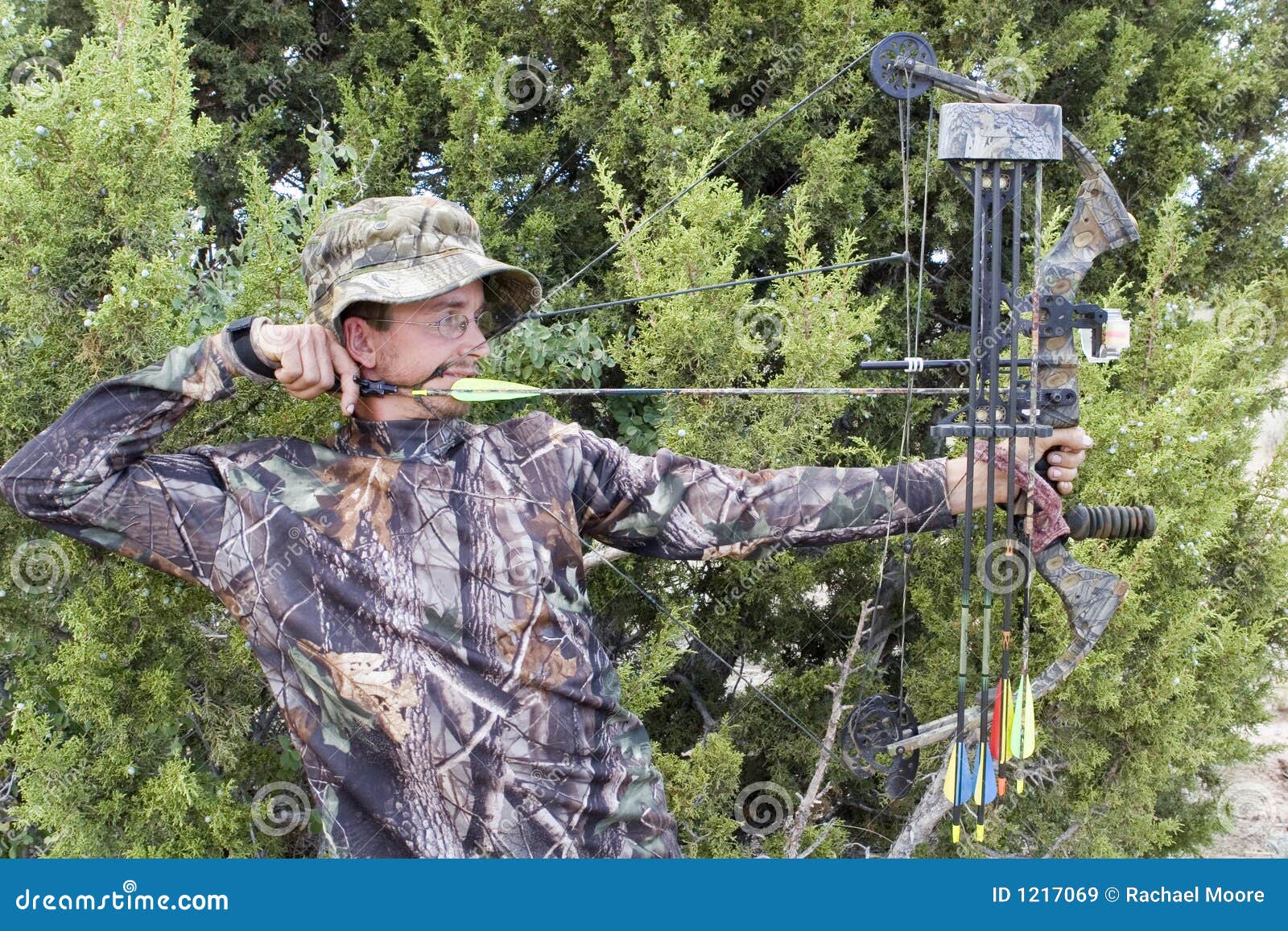Archery hunter with bow stock image. Image of landscape 1217069