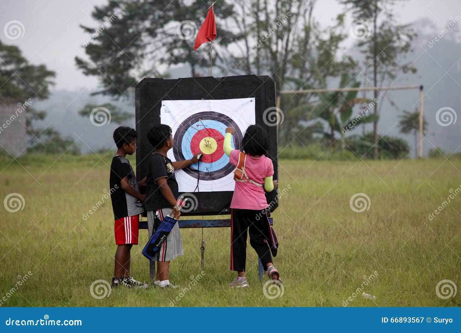 Archery editorial photography. Image of field, sports 66893567