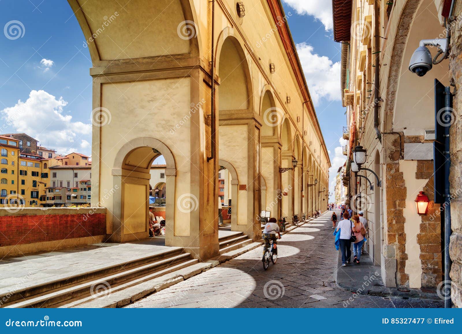 Arches Of The Vasari Corridor In Florence, Tuscany, Italy ...