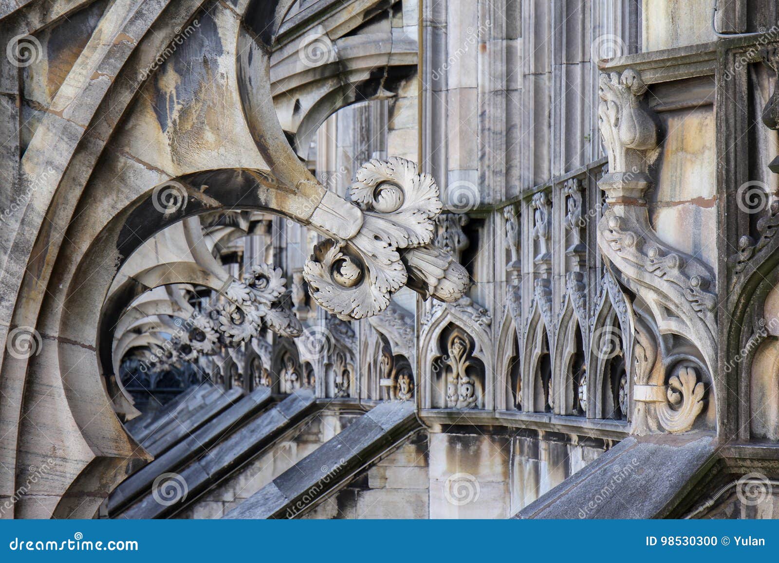 architectonic details of dumo cathedral, milanitaly
