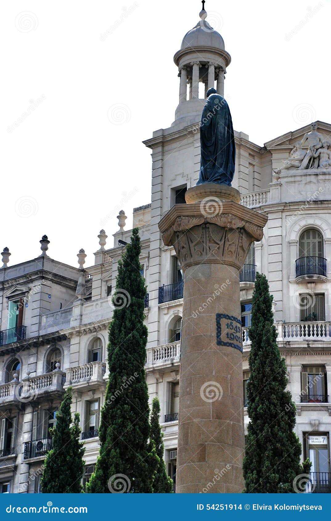 architectural monument in plaza catalunya