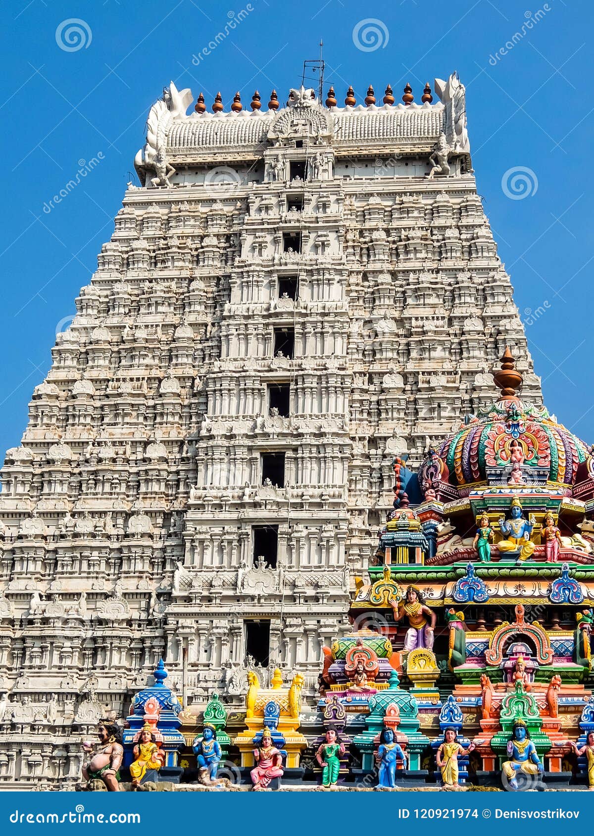 Architecture of Annamalaiyar Temple in Tiruvannamalai, India ...