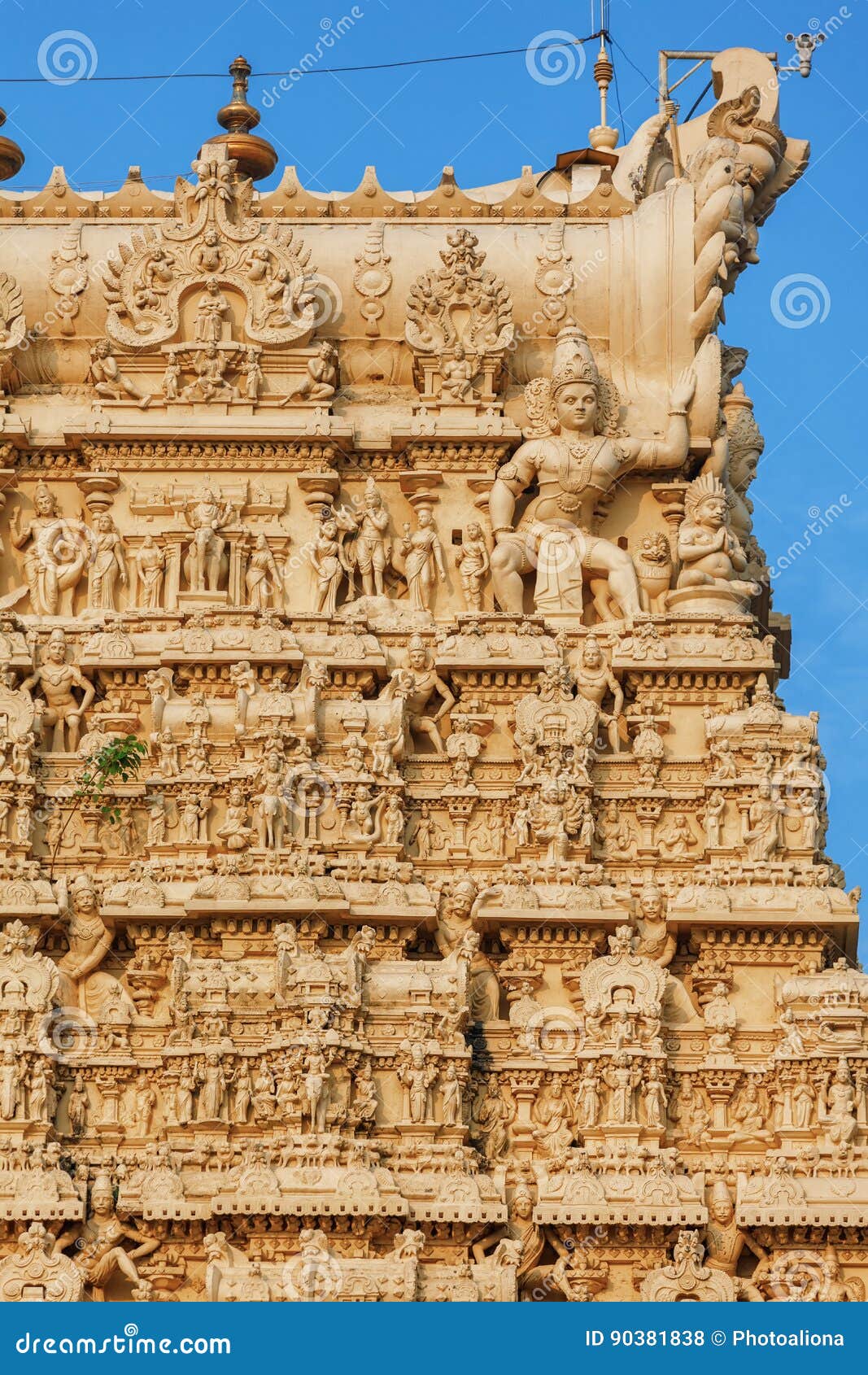 Architecture Details of Facade Sri Padmanabhaswamy Temple in Trivandrum  Kerala India Stock Photo - Image of epic, kerala: 90381838