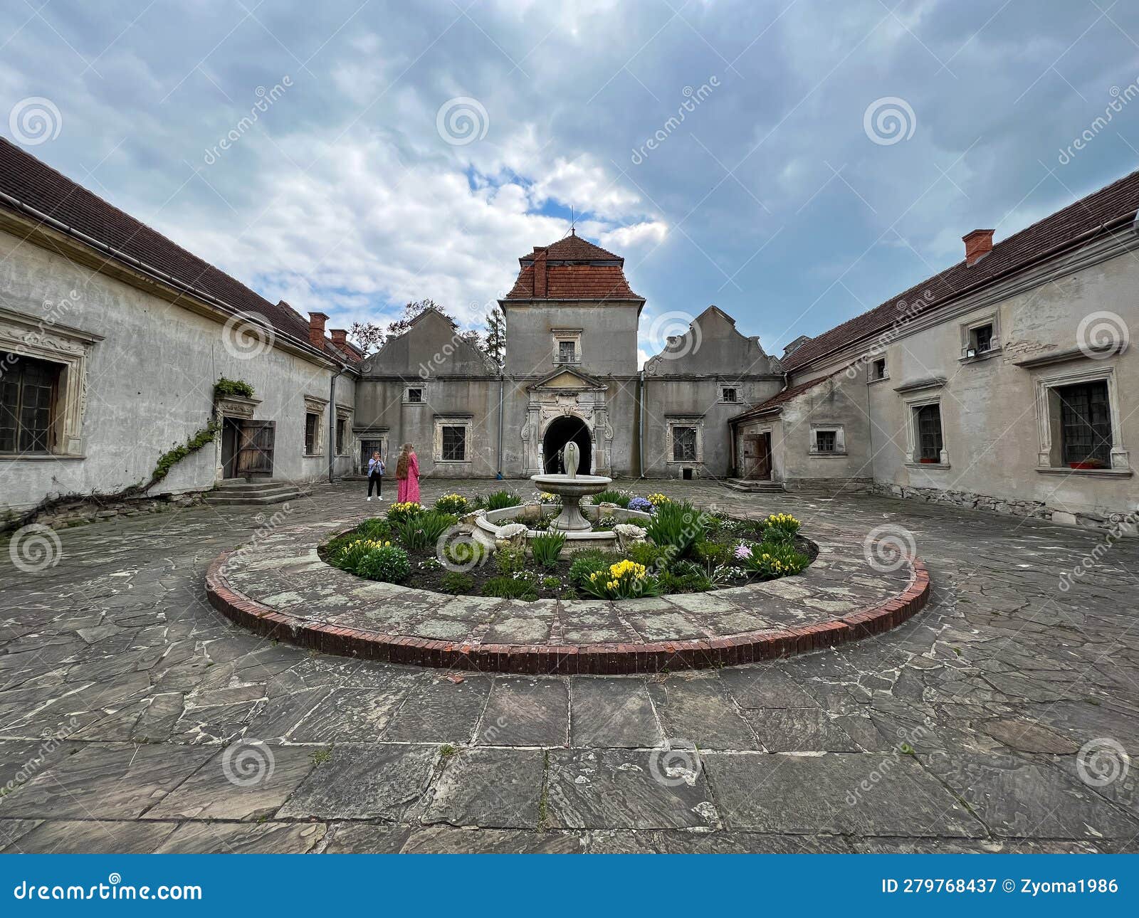 architecture of old swirzh castle in ukraine