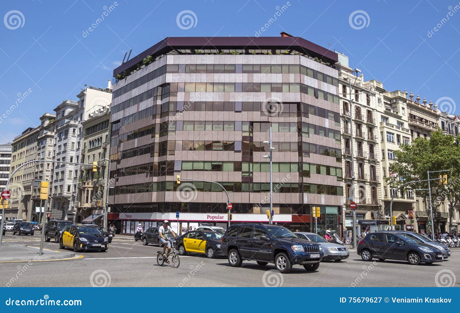 Passeig De Gracia  Streets & Transportation