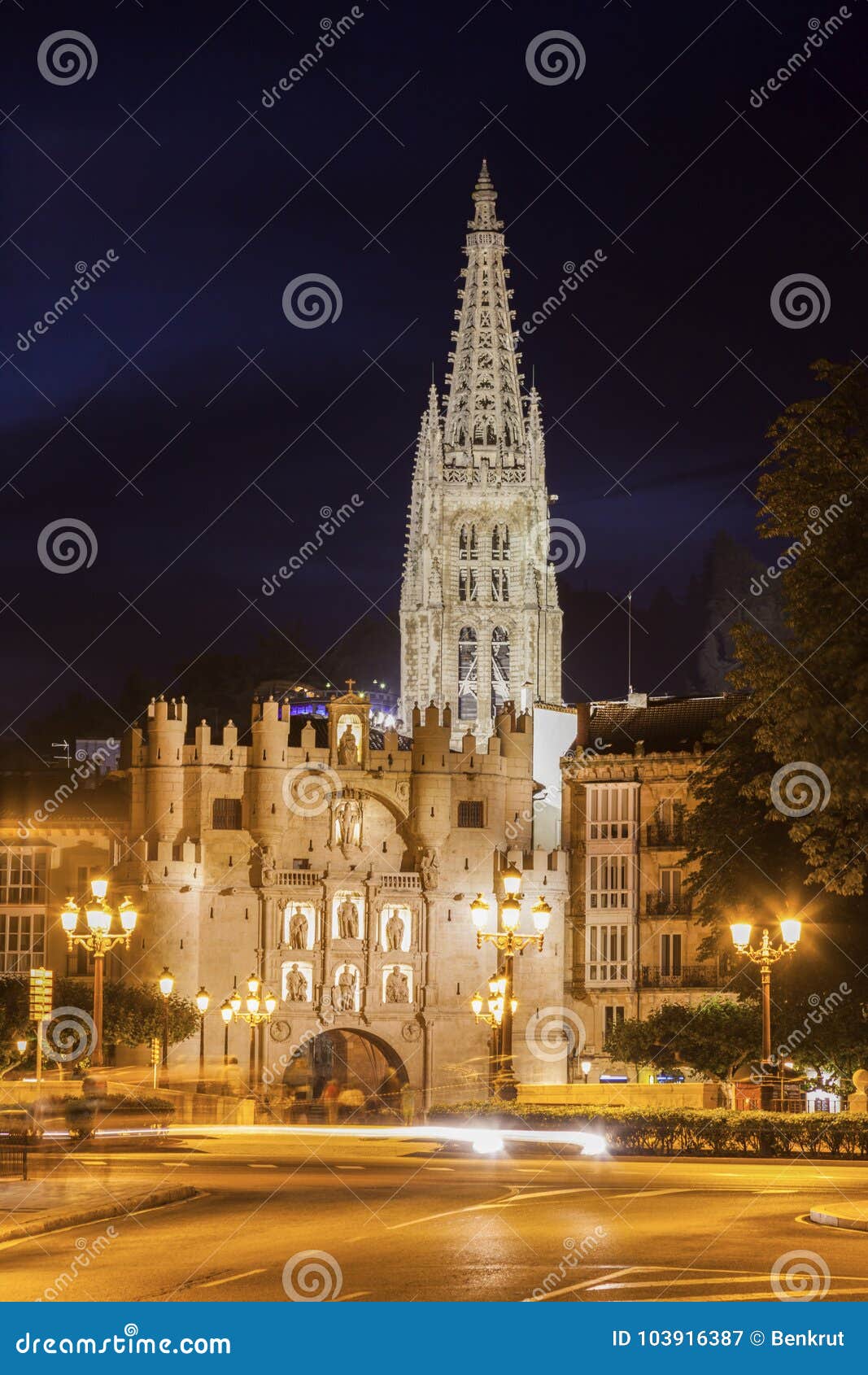 arco de santa maria in burgos