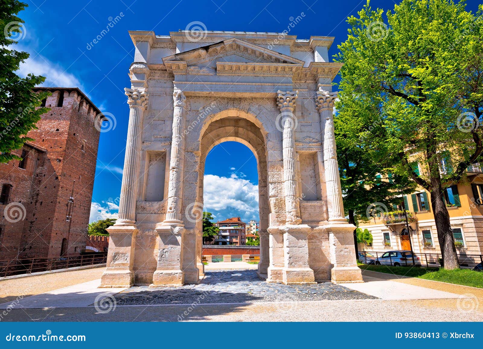 arco dei gavi famous historic landmark in verona