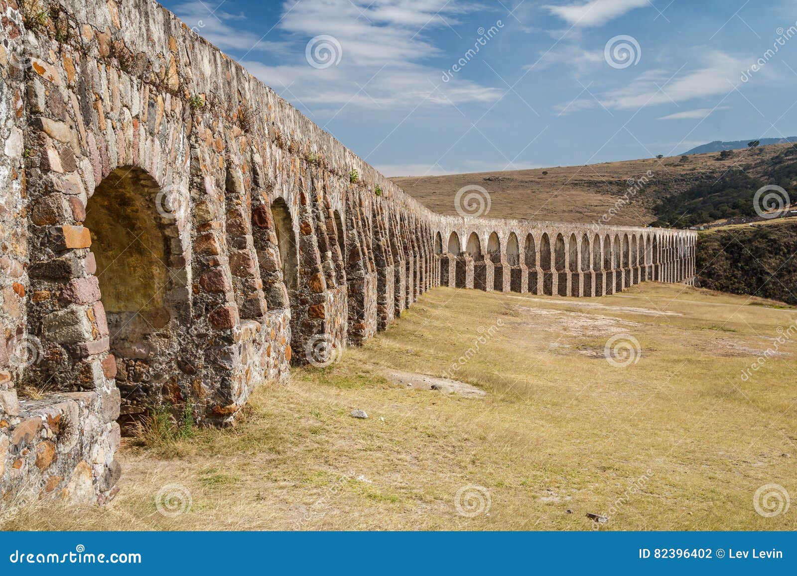 arcos del sitio aqueduct for water supply in tepotzotlan