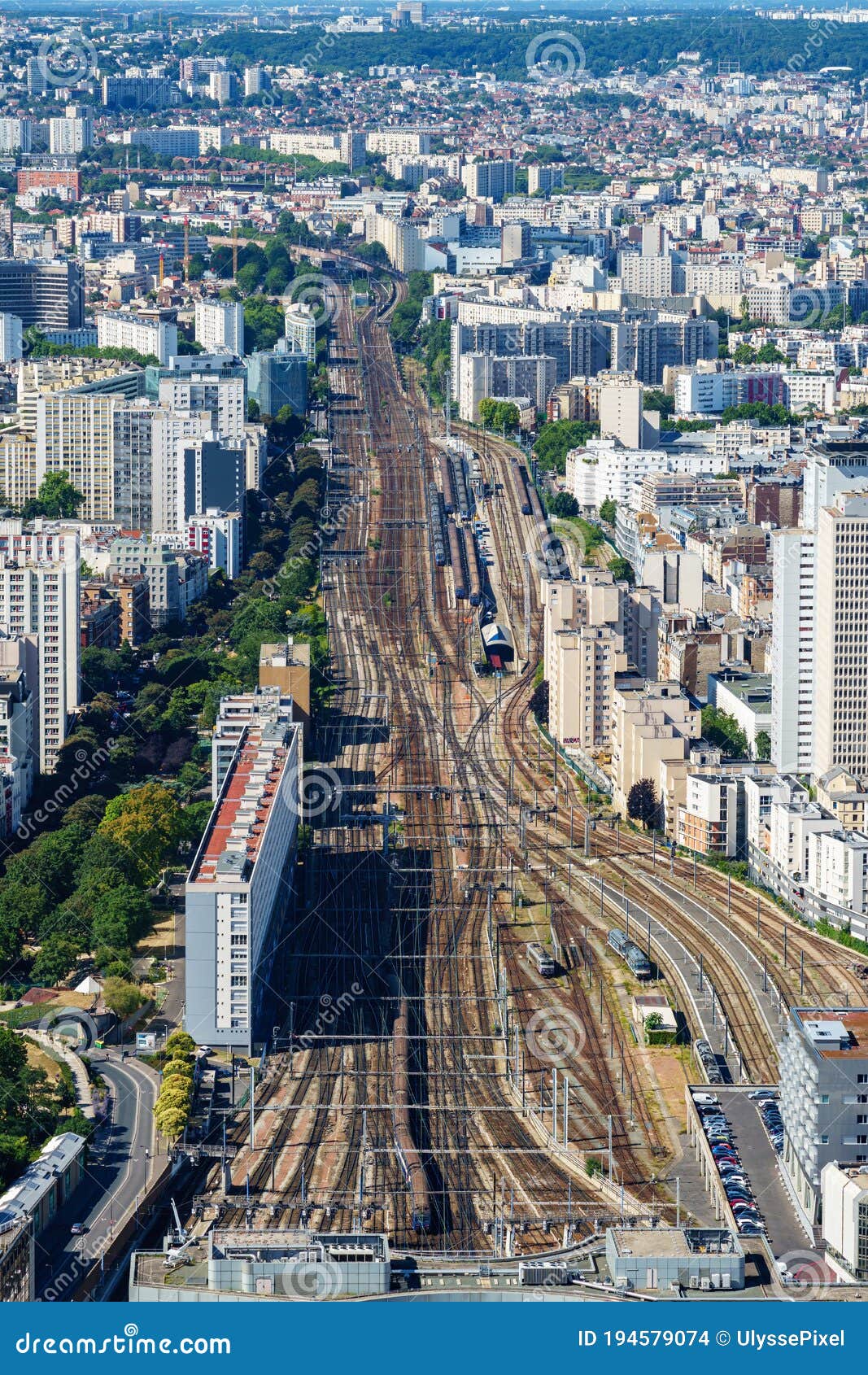 paris montparnasse tours train