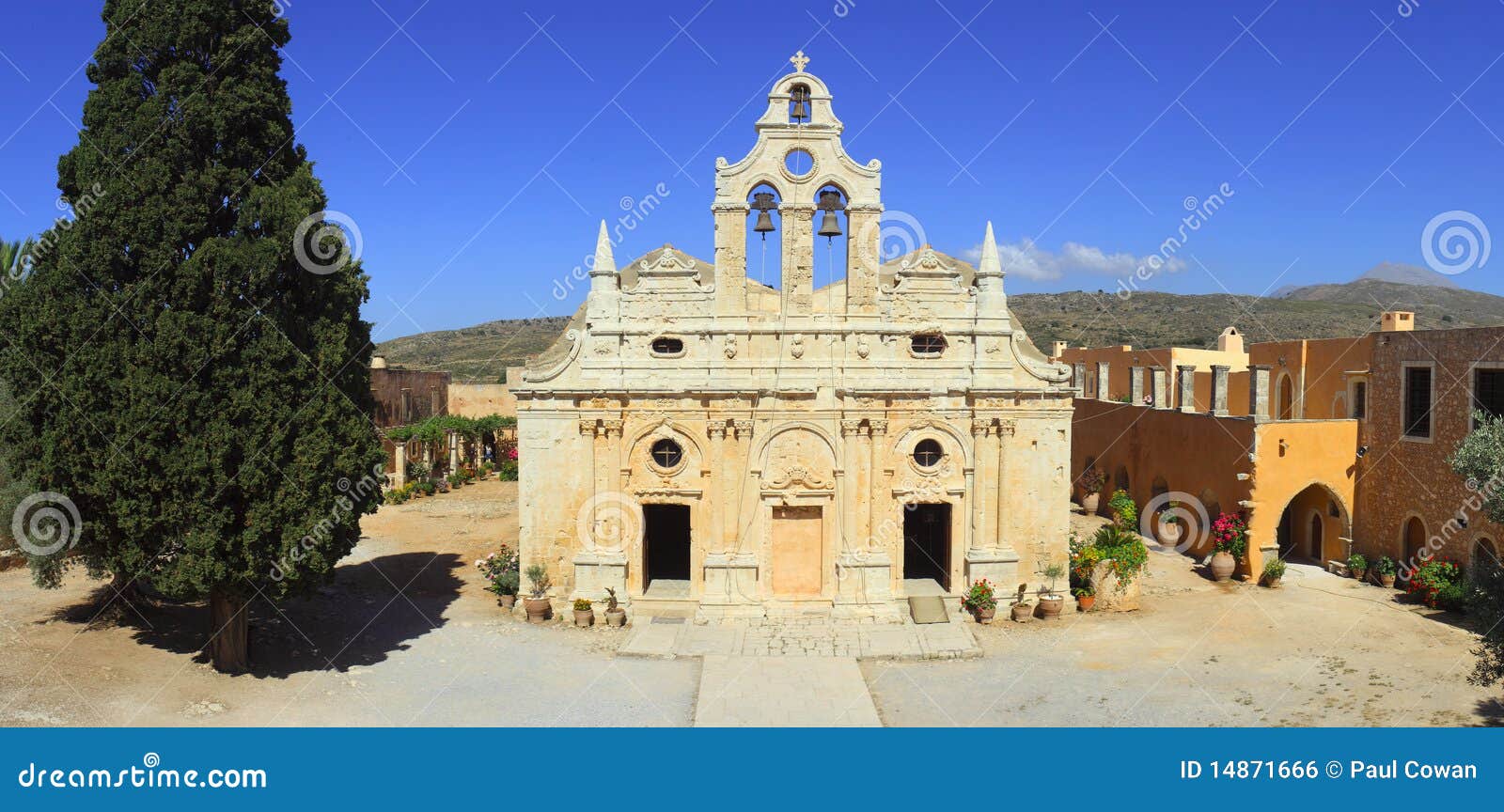 arkadi monastery panorama