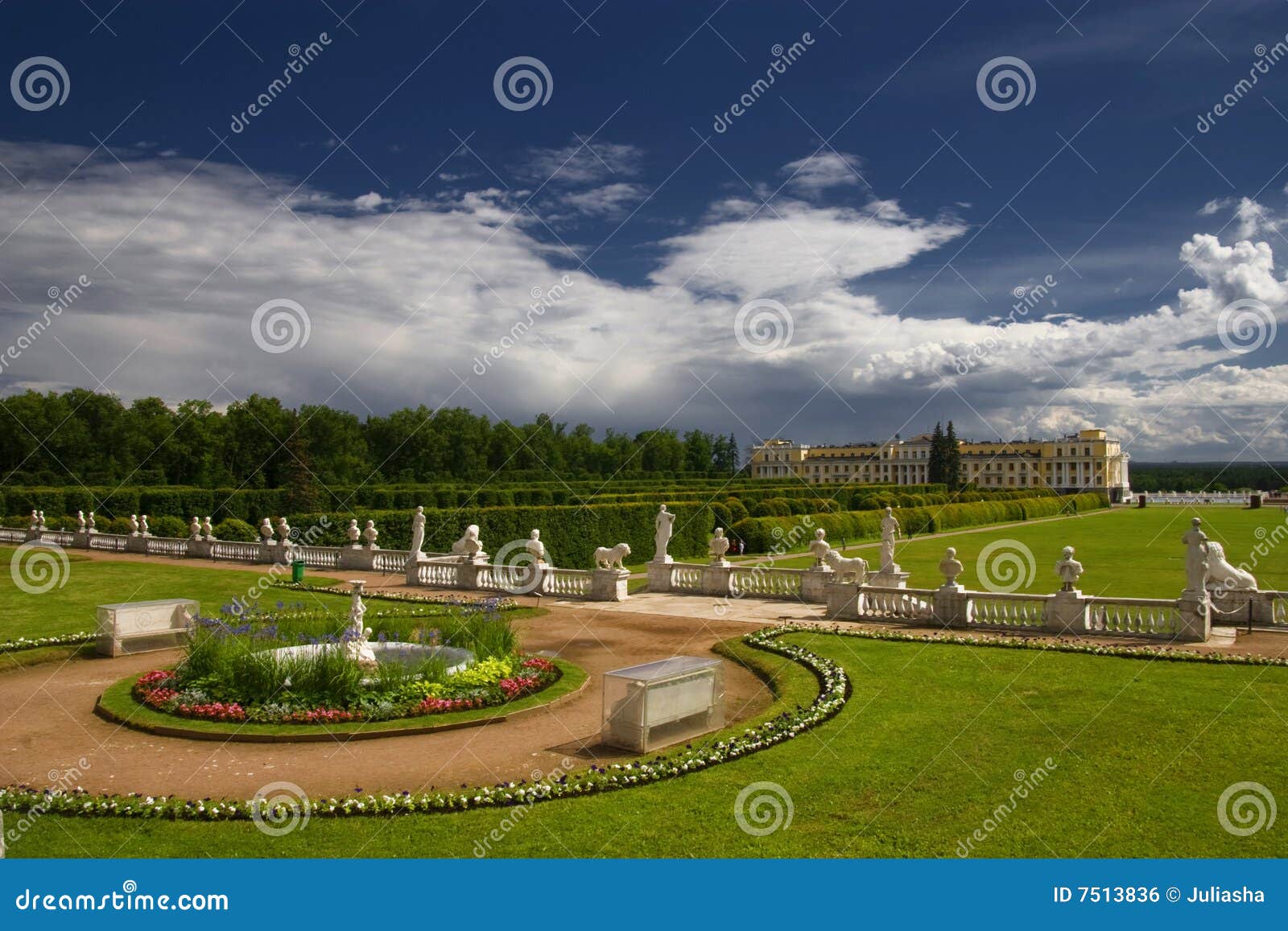 Arkhangelskoye estate stock photo. Image of plants, journey - 7513836
