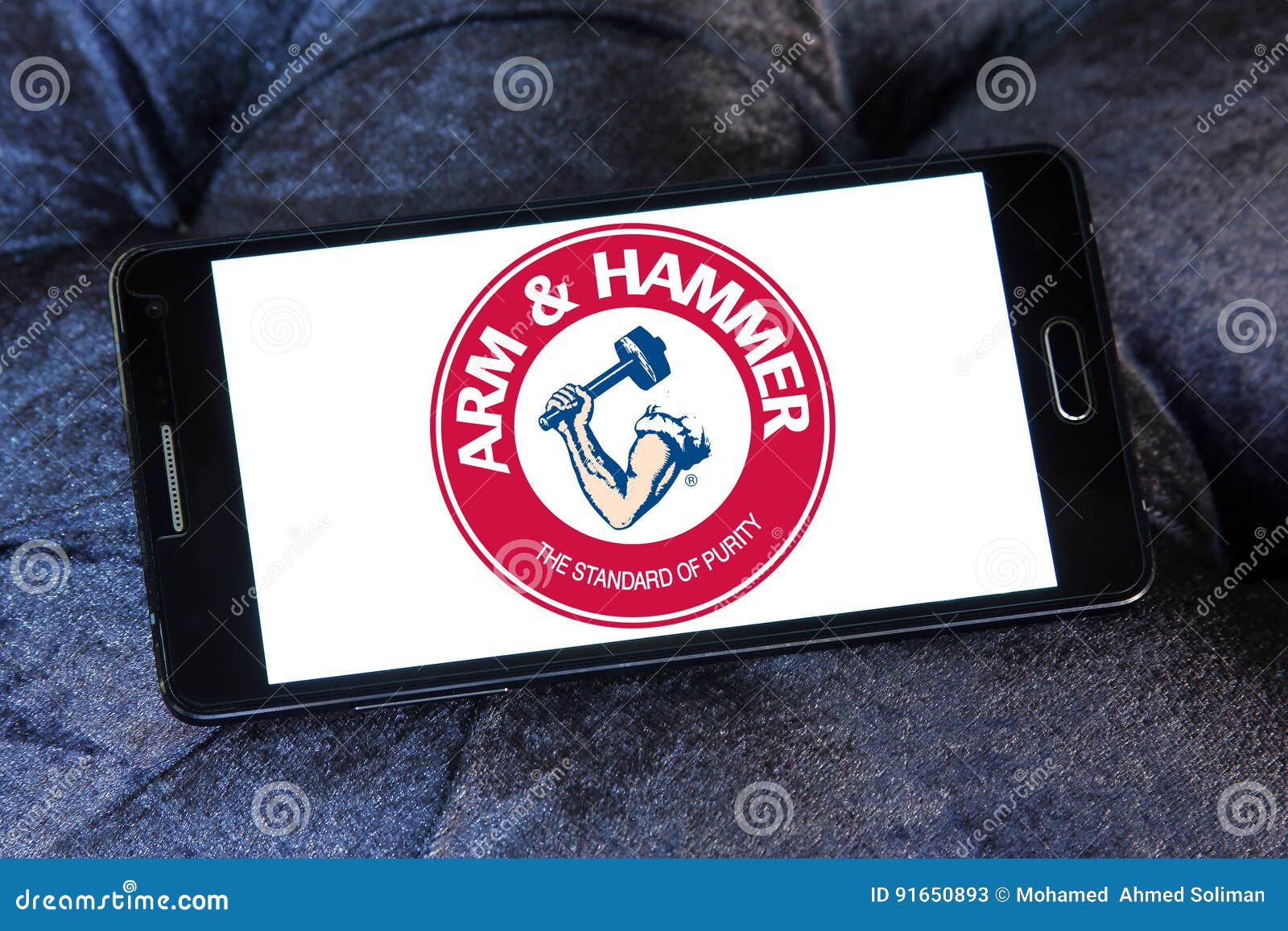 ARM & HAMMER Logo Editorial Photo 90119149