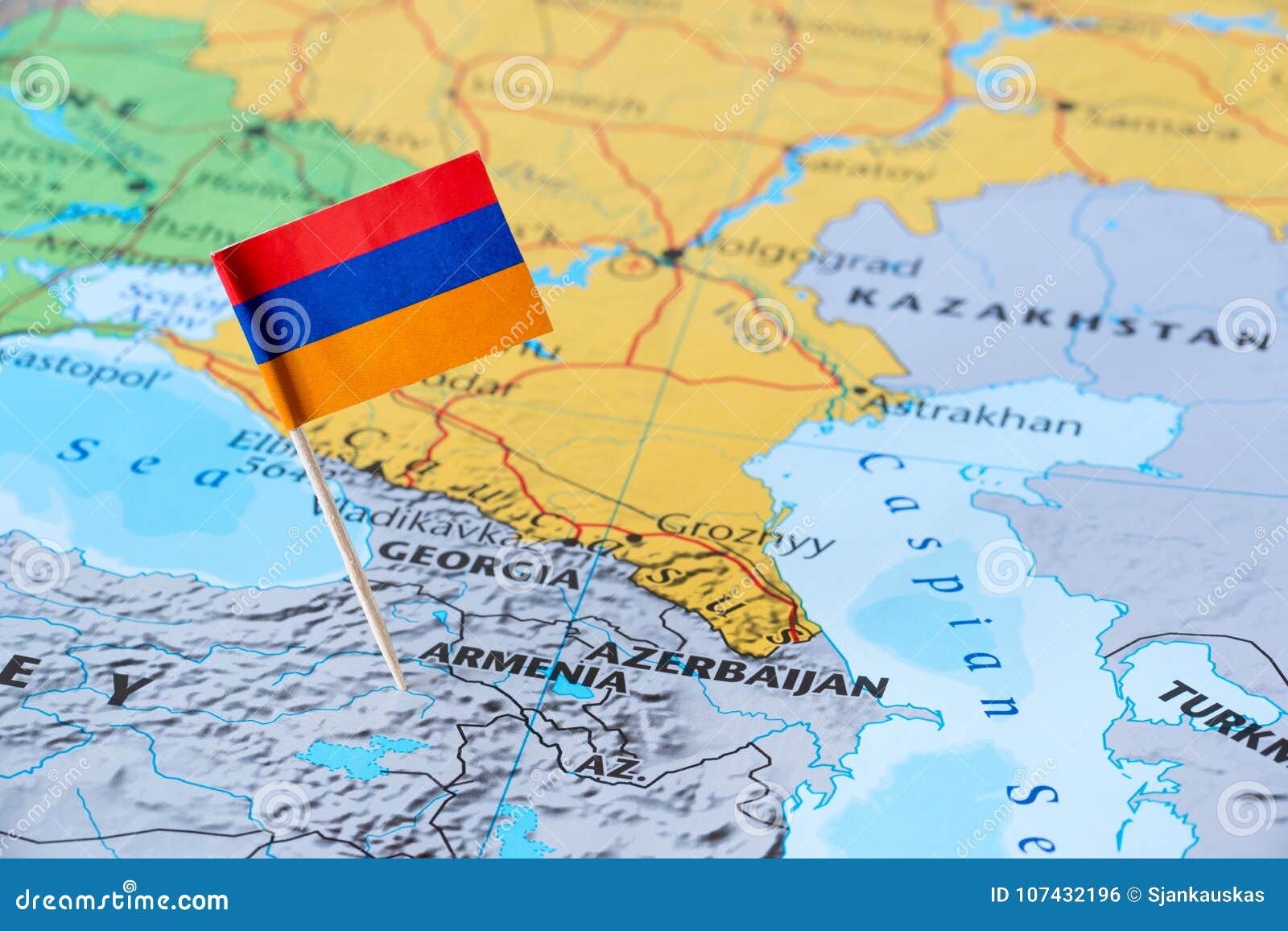 armenia map and flagpin