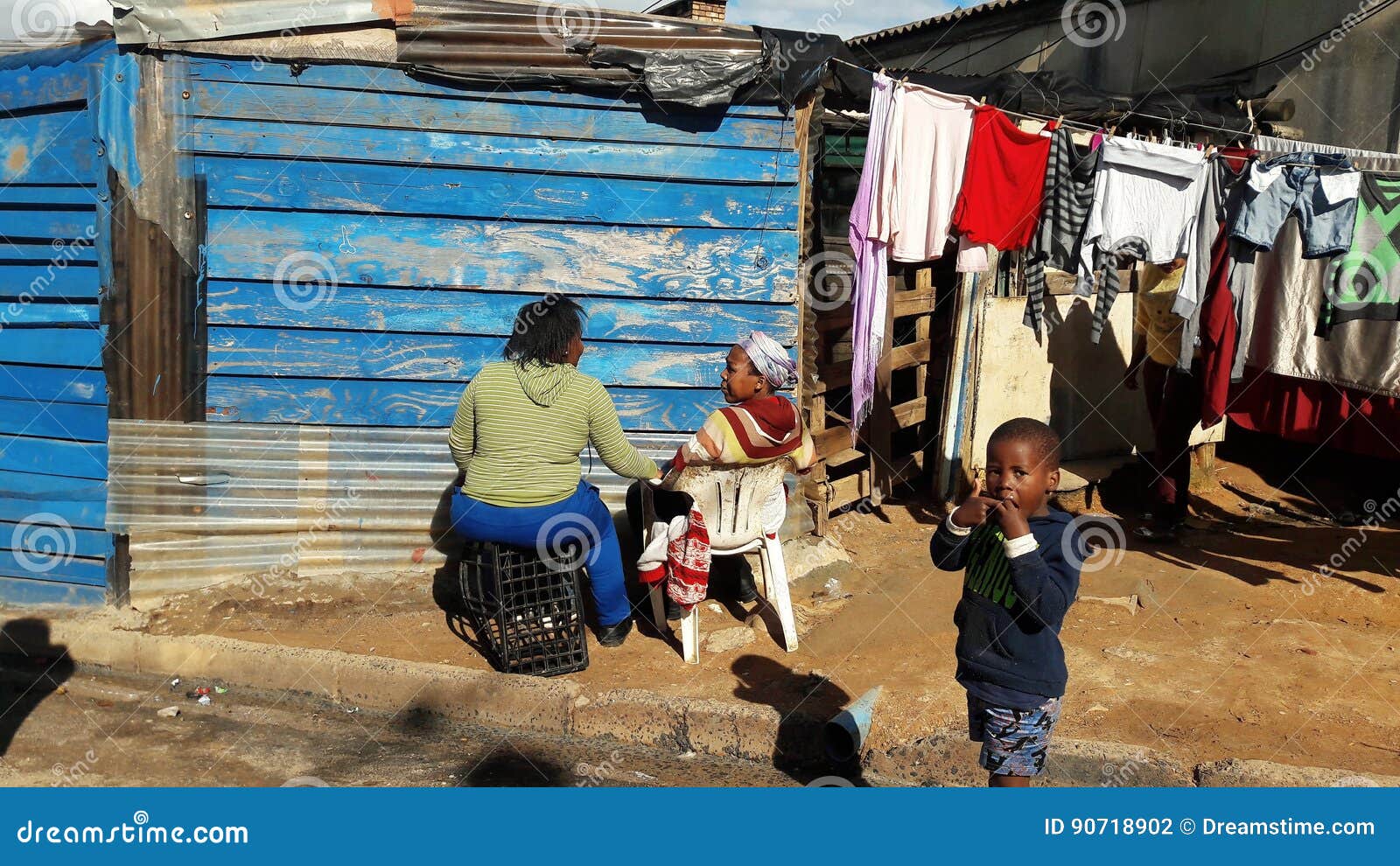 Armoede In Zuid Afrika Armoede in Zuid-Afrika redactionele fotografie. Image of sprakeloos