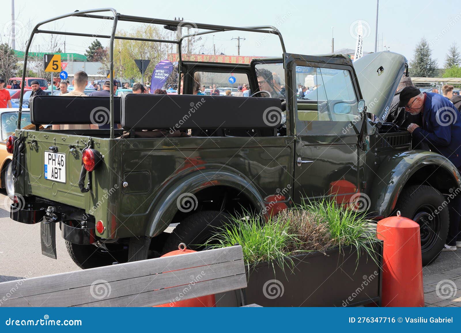 Aro M461 at Retro & Electro Parade Ploiesti