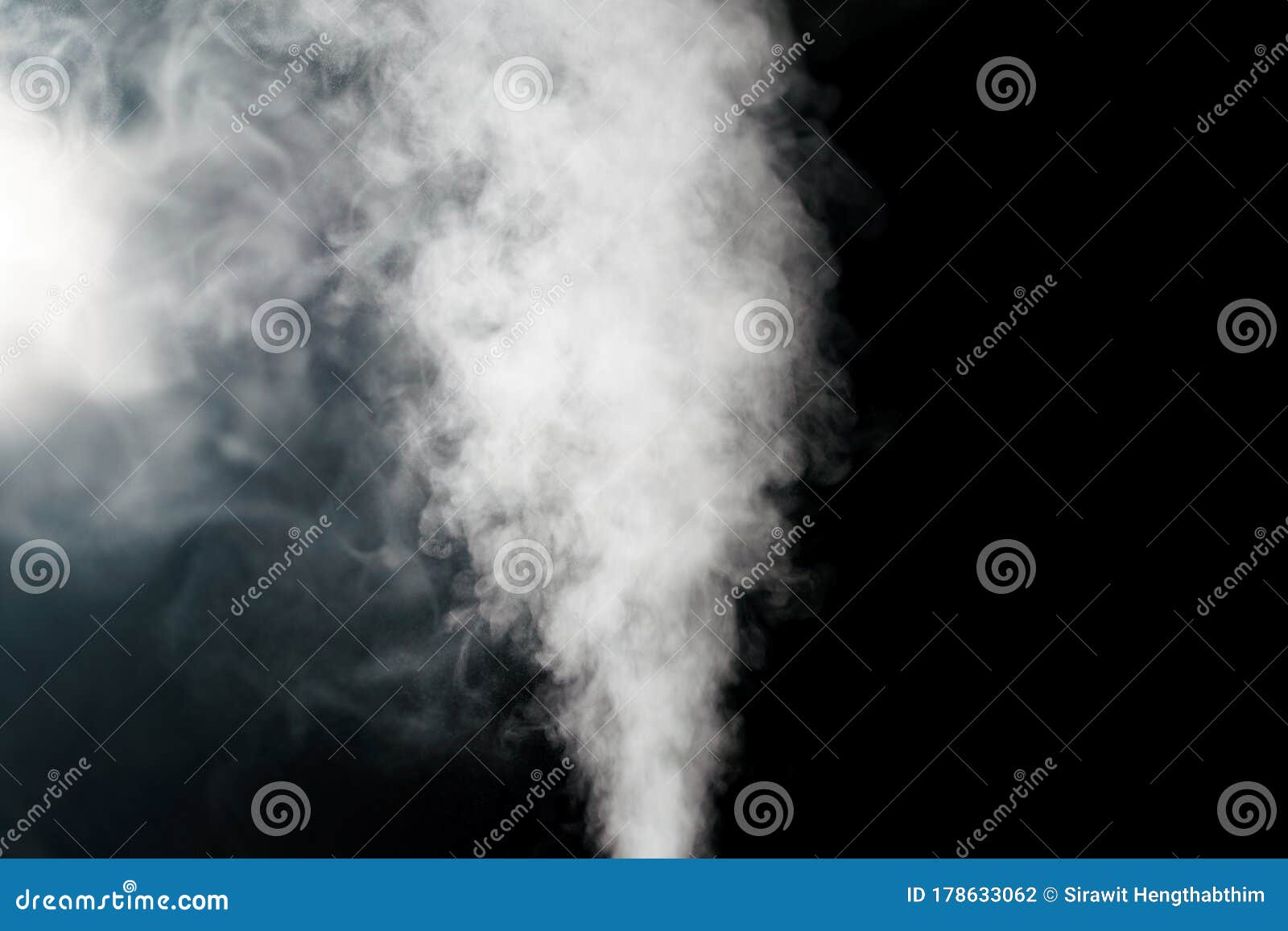 Aroma Oil Diffuser or Air Humidifier, Increase in Air Humidity Indoors