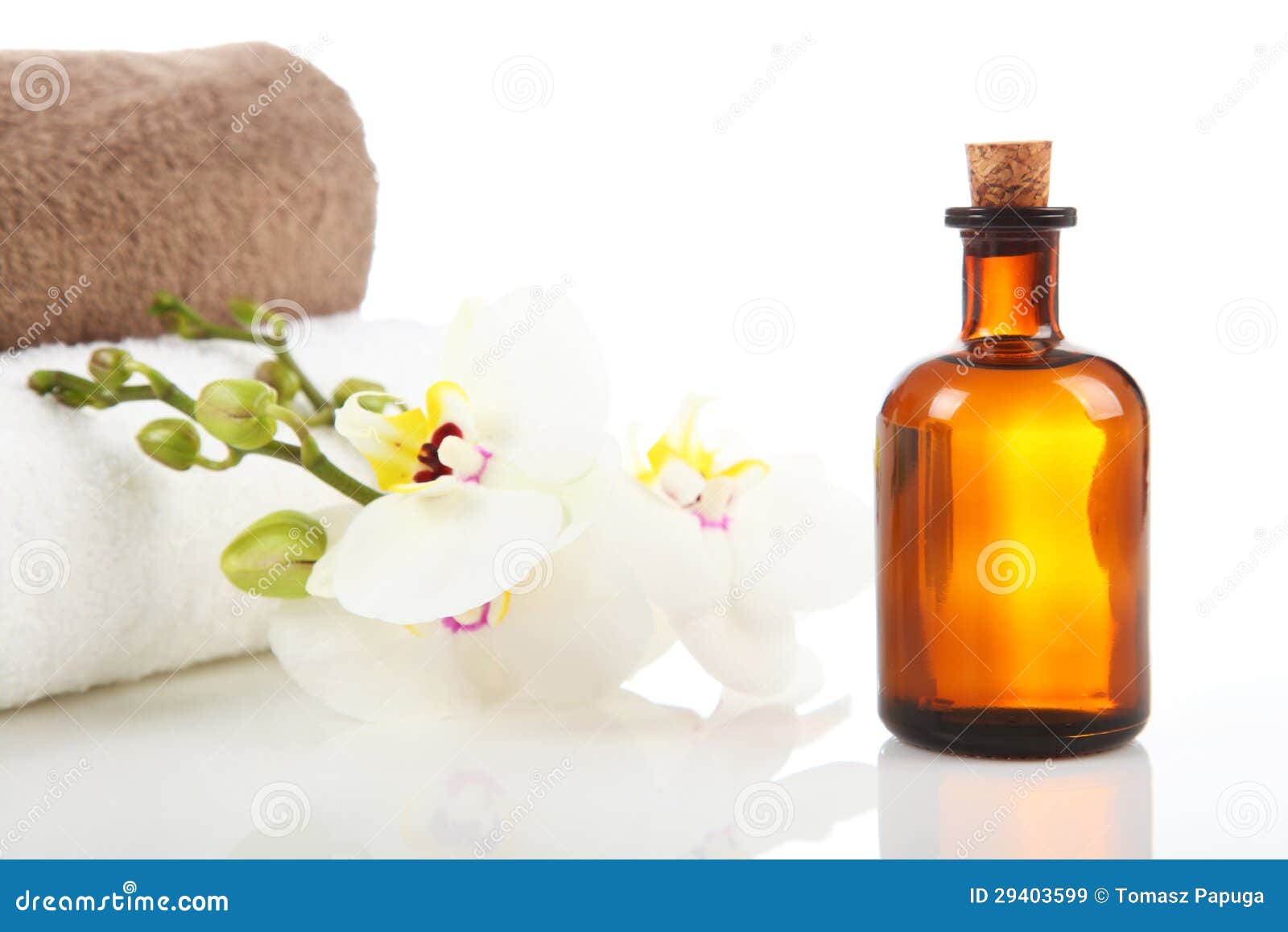 Aromatherapy and Massage Oil Stock Image Image of freshness, bottle