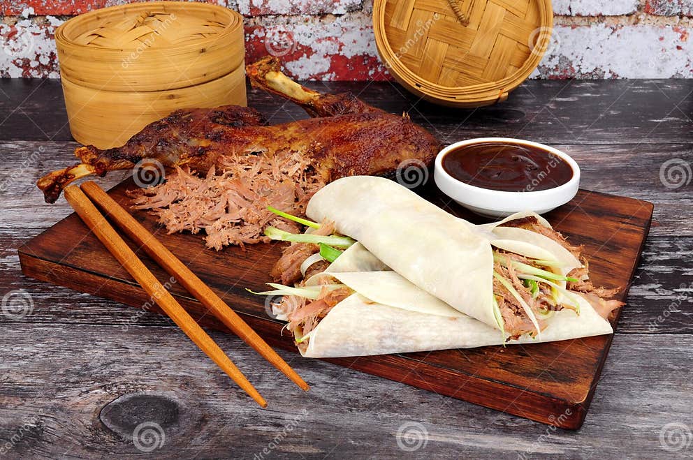 Aromatic half crispy duck stock photo. Image of chinese - 226286578