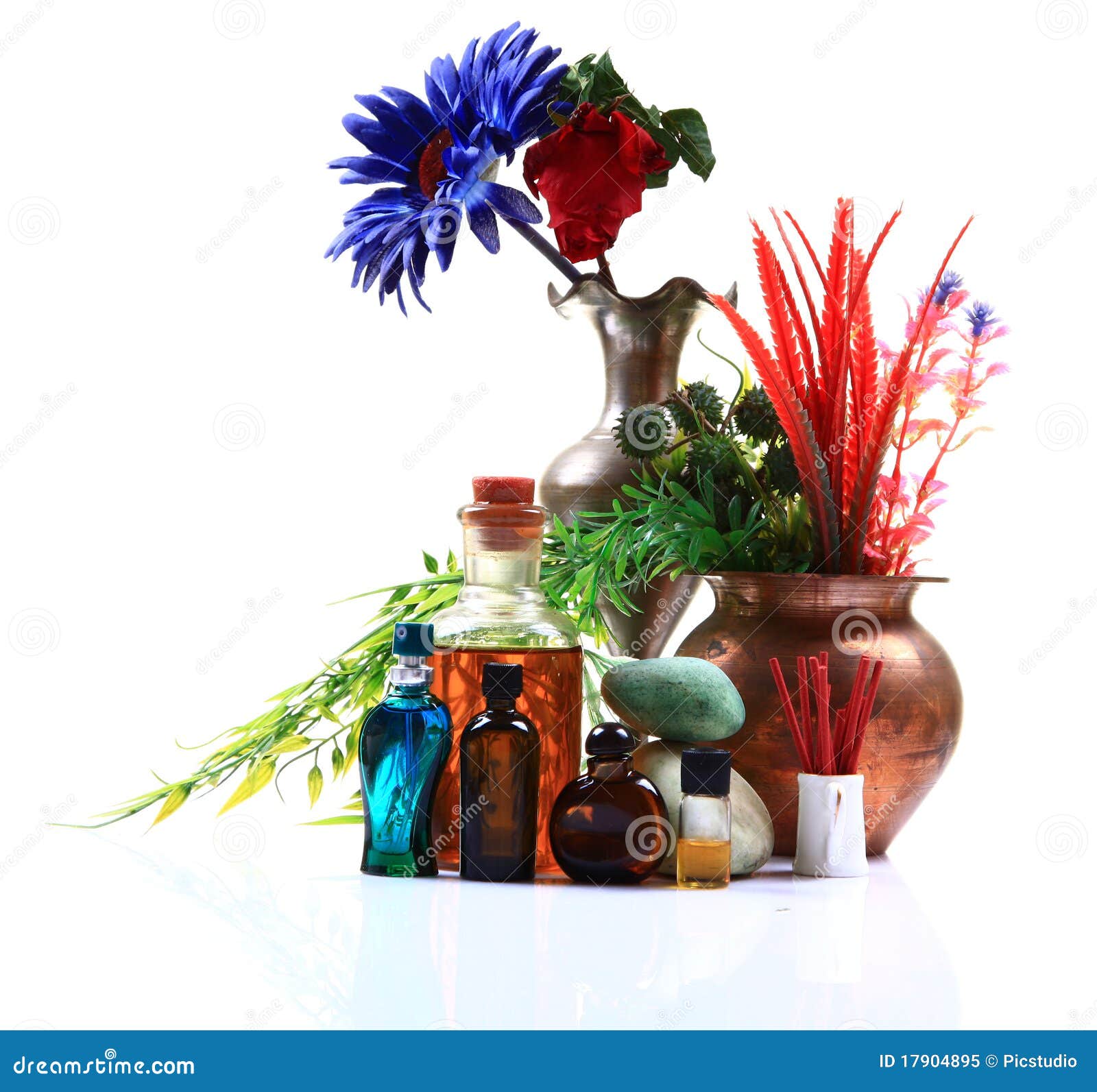 Aromatic perfumes and oils stock image. Image of treatment 17904895
