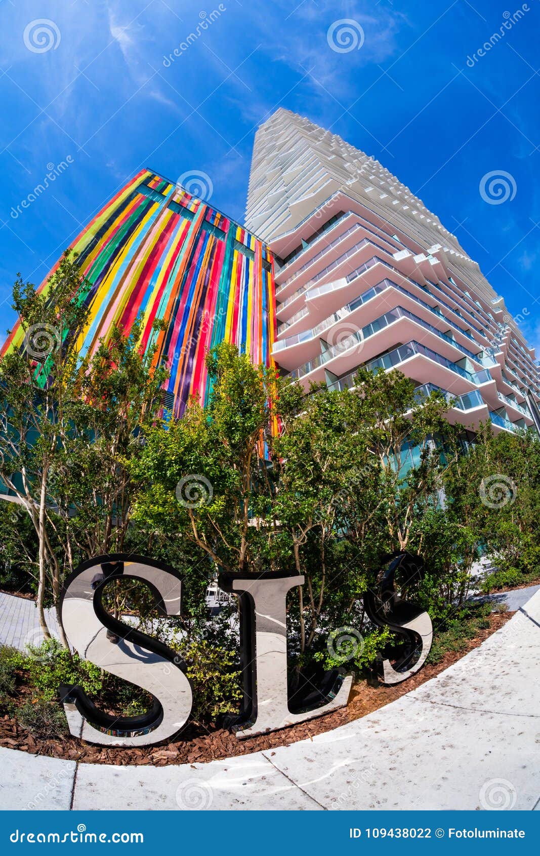 Arquitectura De Miami Brickell Fotografía editorial Imagen de