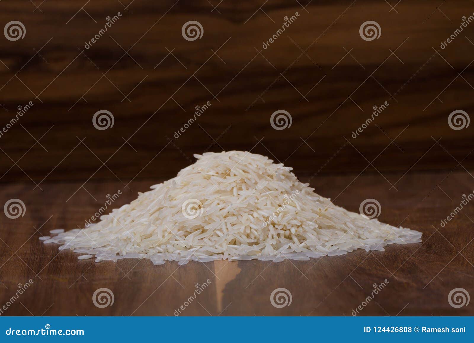 Arroz basmati de la India foto de archivo. Imagen de comida 124426808