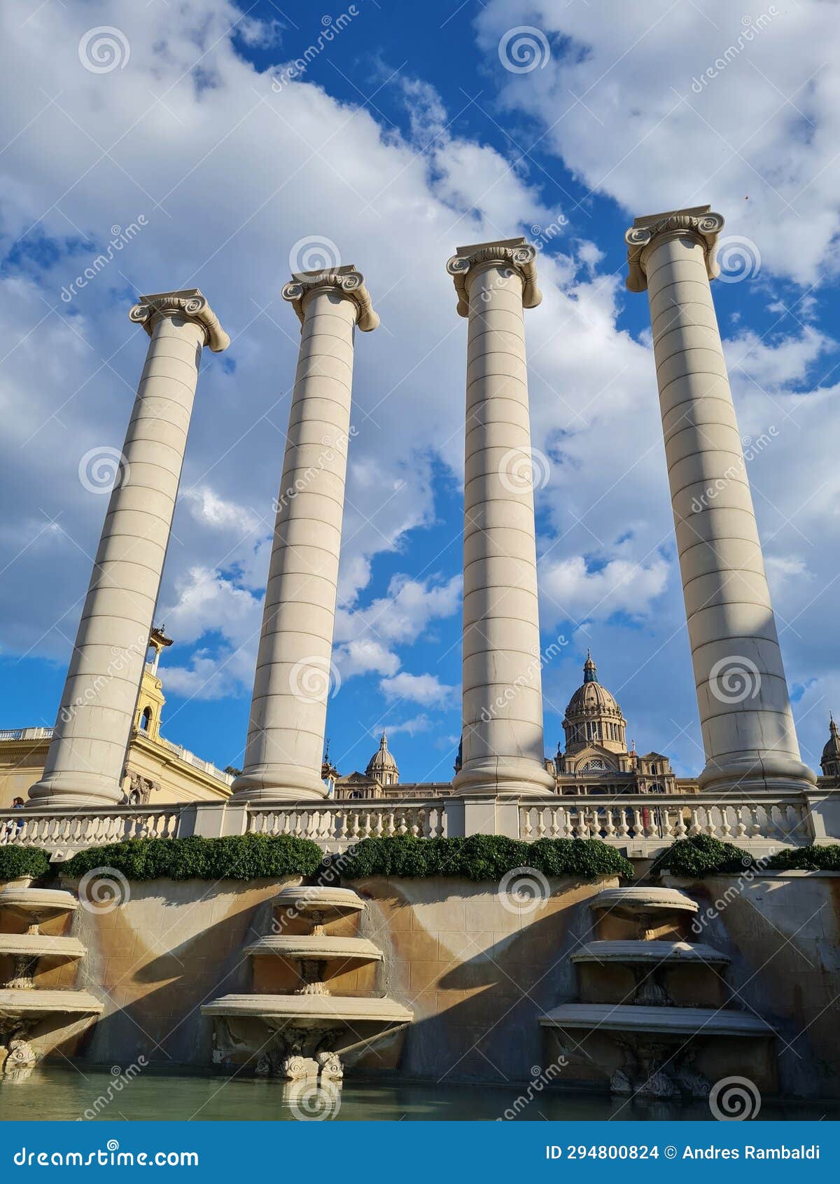 las 4 columnas, plaza espaÃ±a, barcelona, spain
