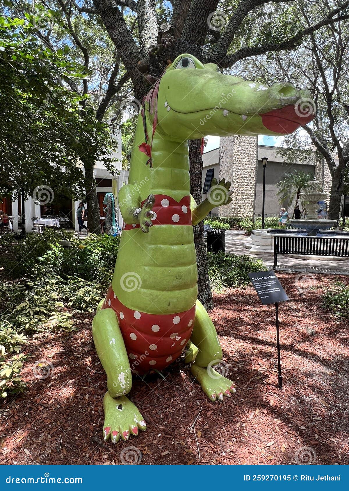 Art Installation of Whimsical Seven Foot-tall Alligator Sculptures Created  by Select South Florida Artists at Sawgrass Mills Outle Editorial Image -  Image of gift, building: 259270195
