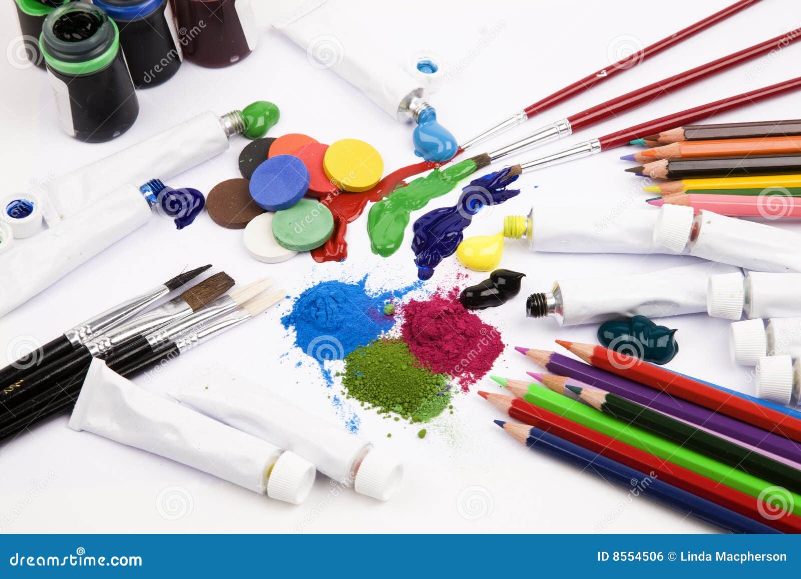 Drawing materials Stock Photo by ©suslik83 67130227